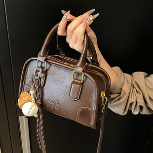 复古小众潮流单肩包高级感斜挎包 新款 手拎时尚 保龄球包女2025冬季