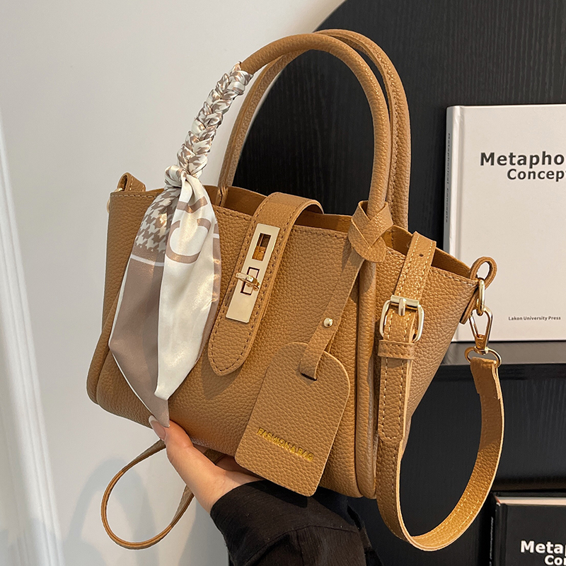 2060包袋小众设计水桶包