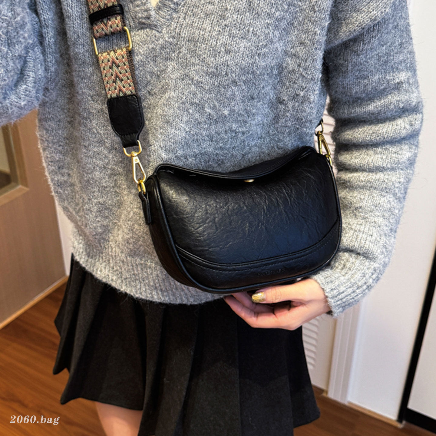 小众设计高级感小方包女2025新款百搭单肩斜挎包复古冬时尚百搭,箱包皮具/热销女包/男包,通用款女包,淘宝优惠券,粉丝福利购,淘宝优惠卷