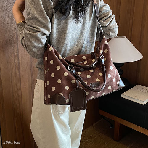 复古波点包包女2026新款大容量托特包百搭通勤单肩包精致高级感