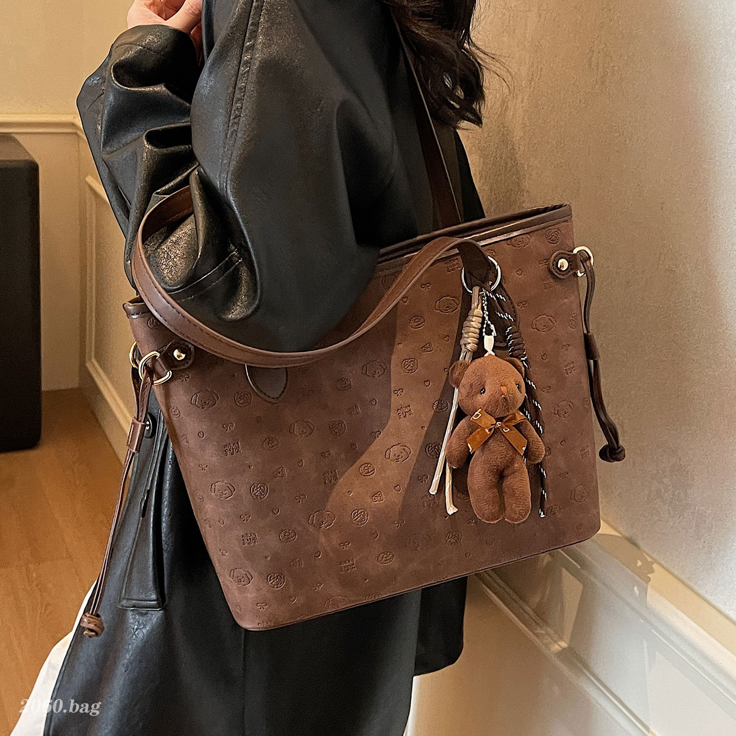 复古印花托特包女百搭2025新款大容量手提包通勤日常外出单肩包