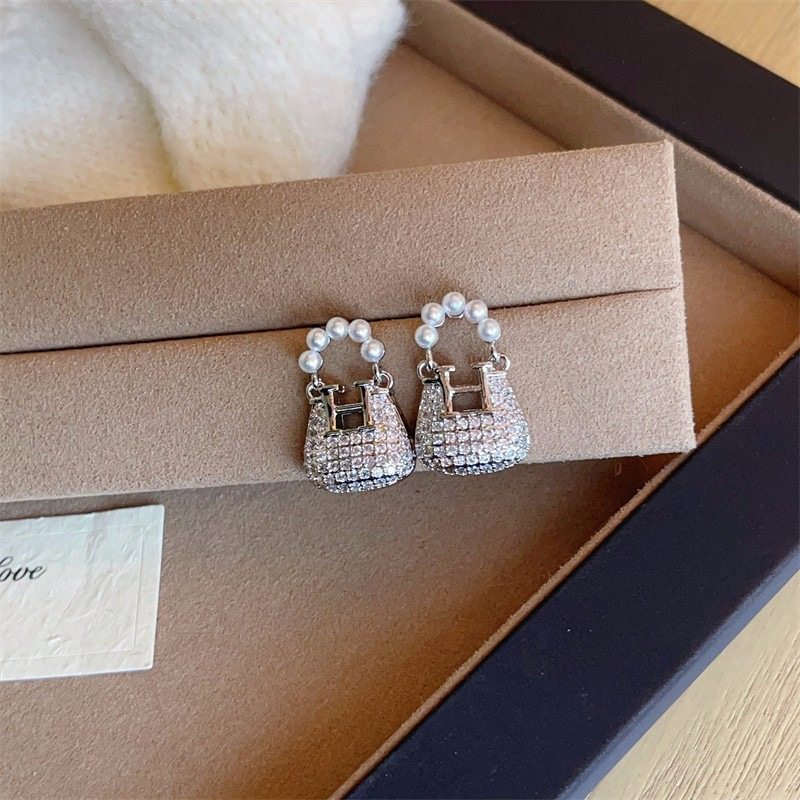 小香风时尚微镶法式包包耳环女高级感独特气质珍珠耳钉耳饰,饰品/流行首饰/时尚饰品新,耳环,淘宝优惠券,粉丝福利购,淘宝优惠卷