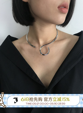 三环路金属波纹项圈女