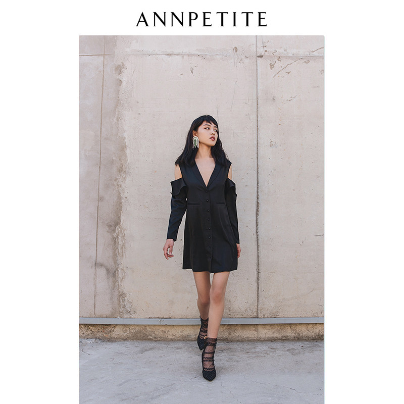 ANNPETITE 小个子女生 黑色露肩西服裙