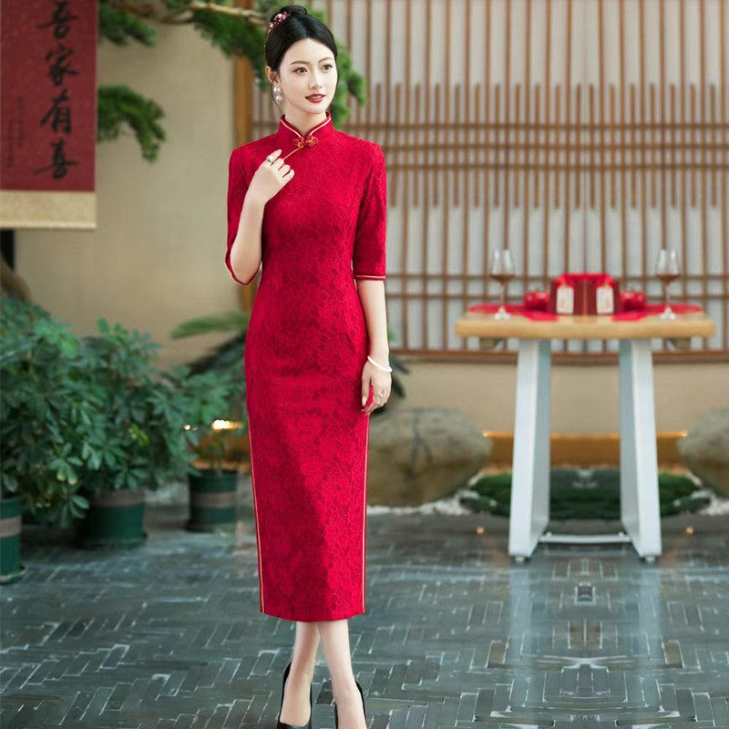 红色长旗袍外嫁女金花回娘家活动款中袖复古走秀宴会礼仪演出婚宴