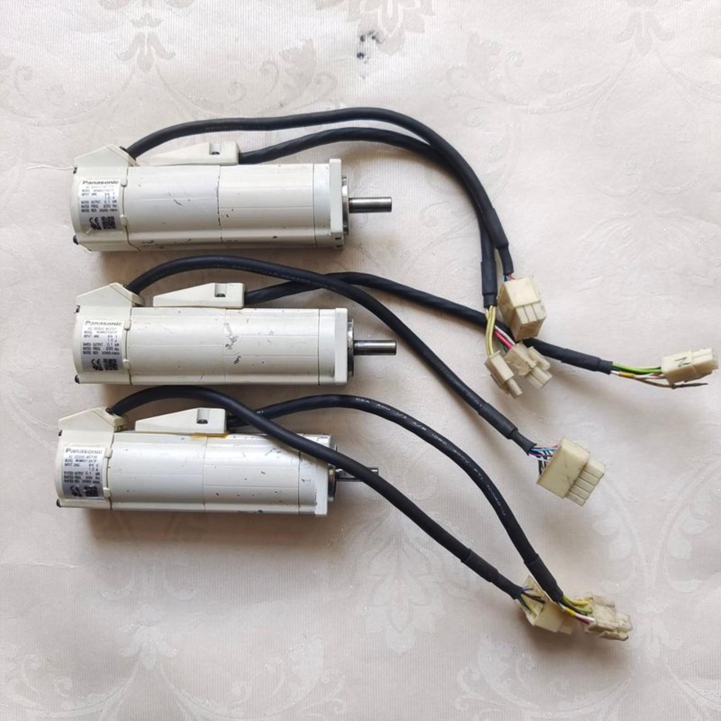 松下电机 MSMA012A1P 二手拆机成色如图 功能包好  拍前议价询价