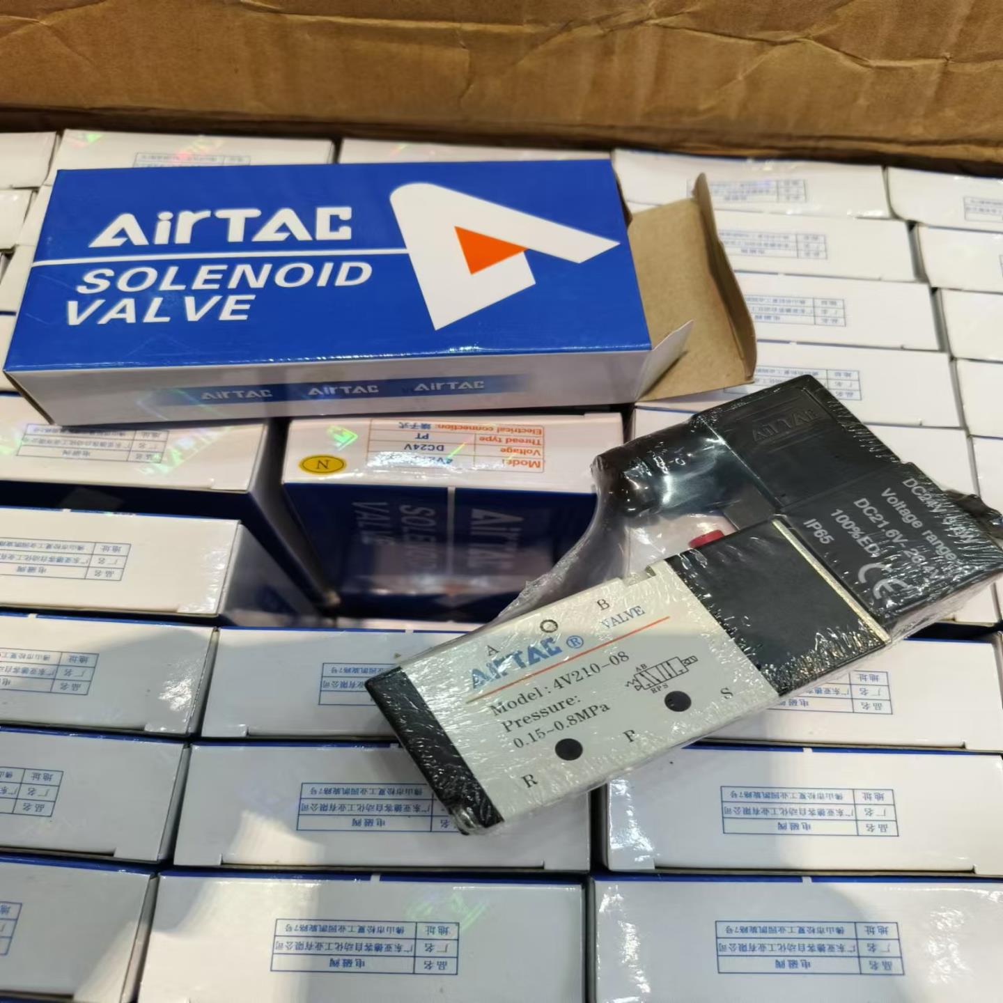 全新原装亚德客电磁阀4V21008B4V210-08 现货出售 实物拍摄询价