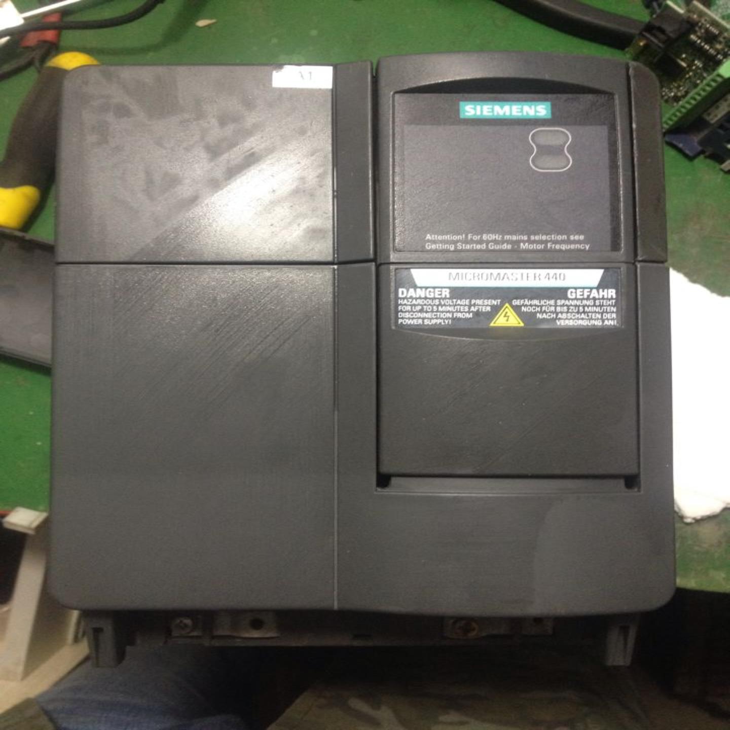 原装西门子440系列11KW变频器6SE6440-2UD31-1CA1询价