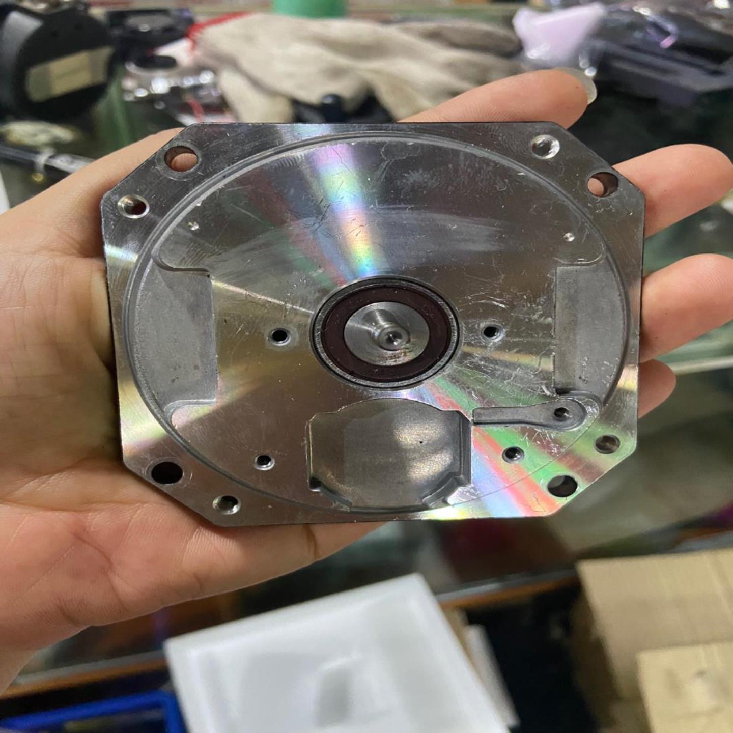 议价品～三菱OSA18-100  A48编码器底座 成色新 实物比较询价