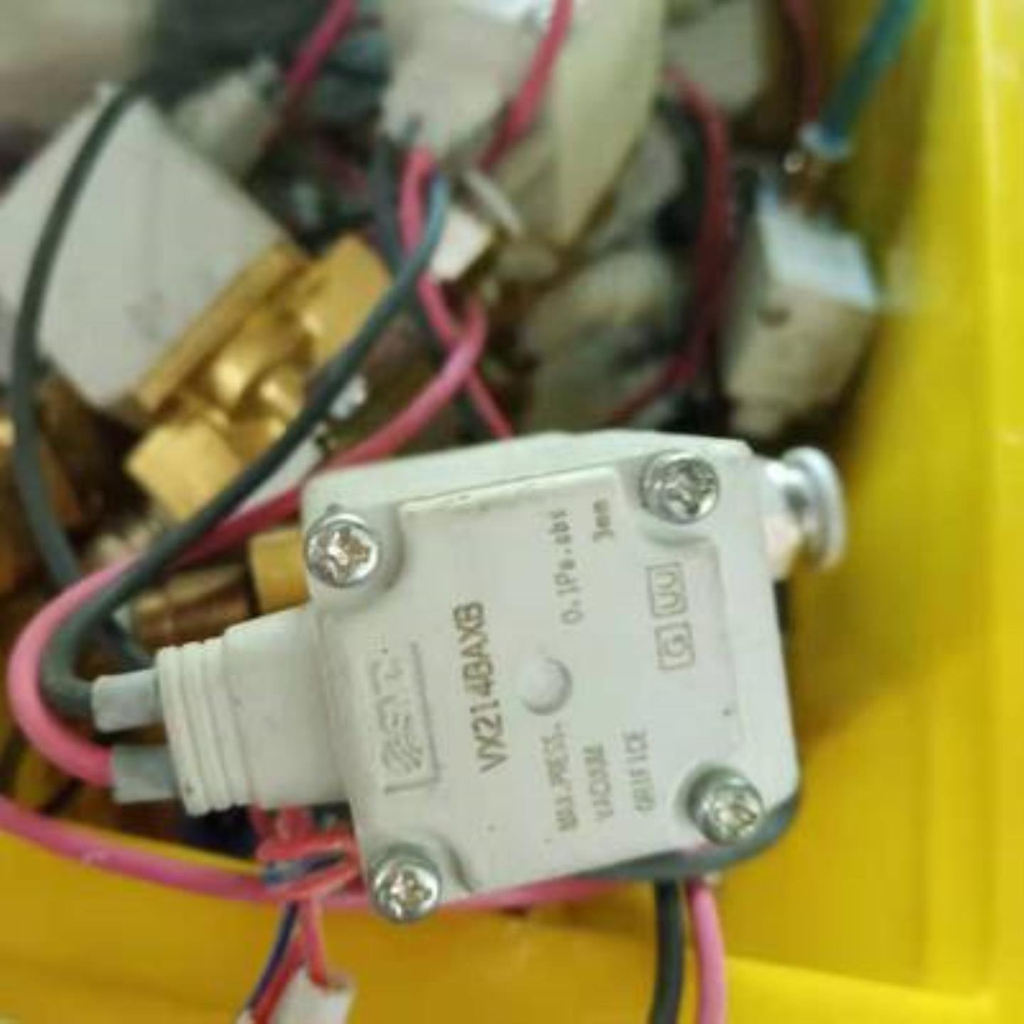 原装正品SMC电磁阀VX214BAXB功能包好询价