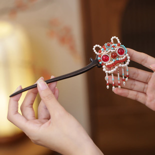 新中式古典发簪檀木木头簪子红色醒狮儿童古风发钗新年头饰品旗袍