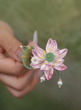 国风粉色荷花缠花发夹旗袍发饰品