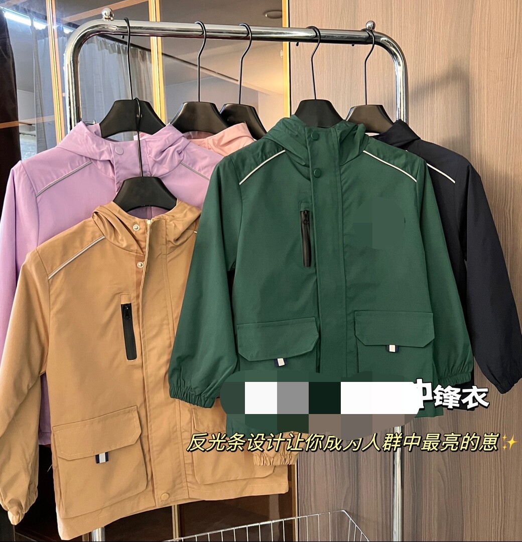 春秋季包邮男童女孩冲锋衣双层中高领防风工装外套夹克衫断码清仓