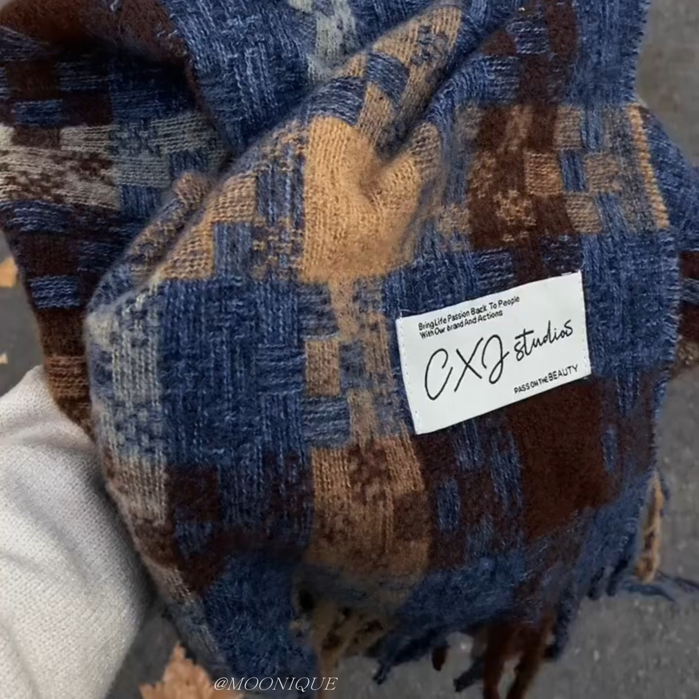 2025新款格纹流苏围巾女秋冬韩系氛围感加厚披肩情侣礼物学生围脖