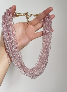 多层缠绕粉色水晶串珠项链轻奢小众设计高级感锁骨链时尚百搭配饰