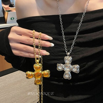 中古重工四面蝴蝶结项链女复古夸张毛衣链小众精致高级感颈链配饰