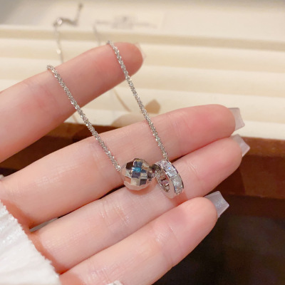 简约复古锆石环扣金属球项链