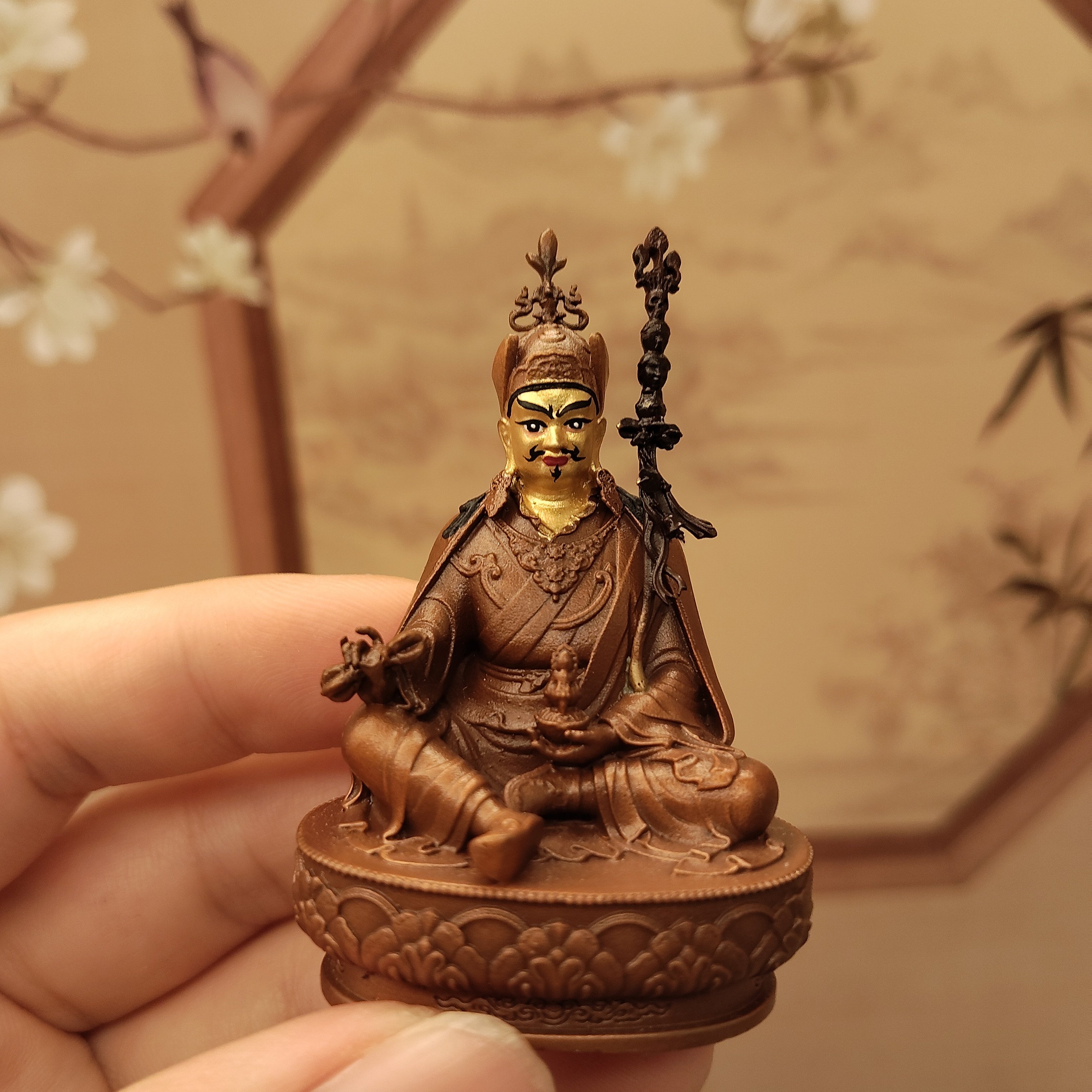 红铜做旧5公分画脸莲花生大士佛像家居摆件办公客厅桌面供随车载