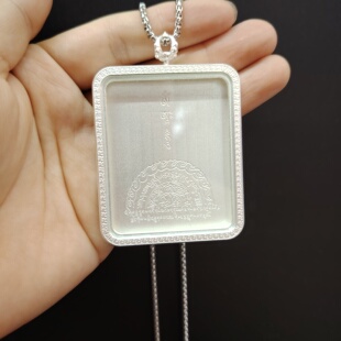 镀银唐卡外壳盒子嘎乌盒银色外壳立体浮雕边框玻璃一体壳子吊坠