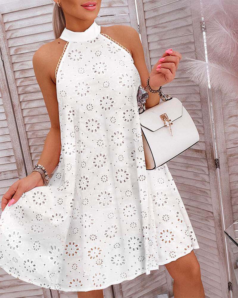Eyelet Embroidery Halter Casual Dress夏季镂空无袖休闲连衣裙