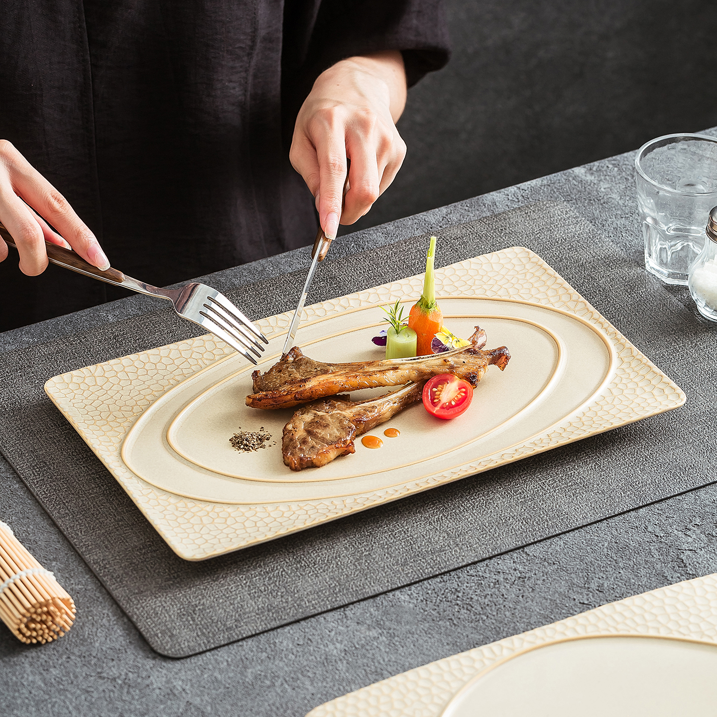 德化2025年新款高级感精致漂亮特别好看的餐厅陶瓷盘子平盘长方盘