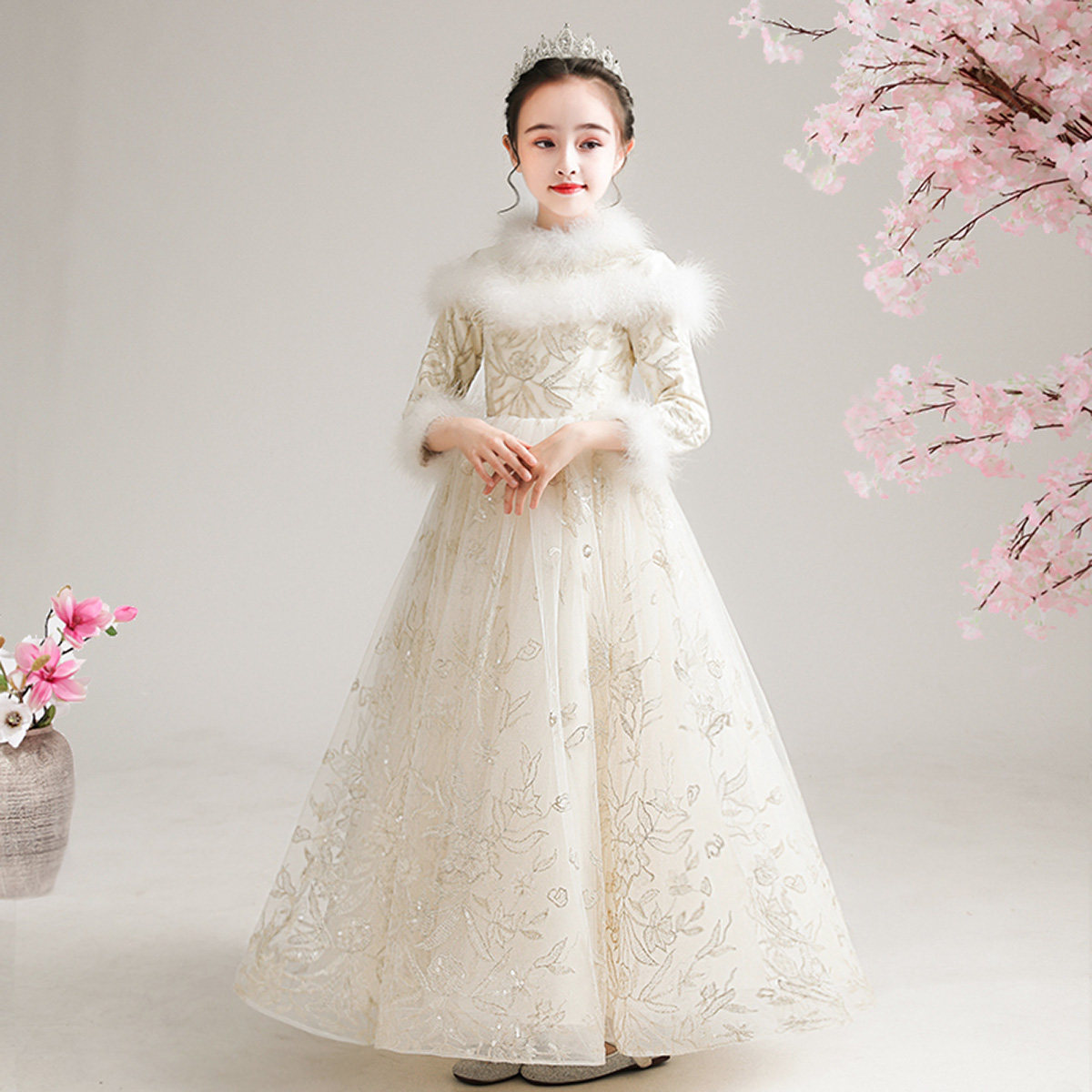 女童公主裙花童婚纱小女孩冬季主持人儿童高端礼服婚礼加绒秋冬女