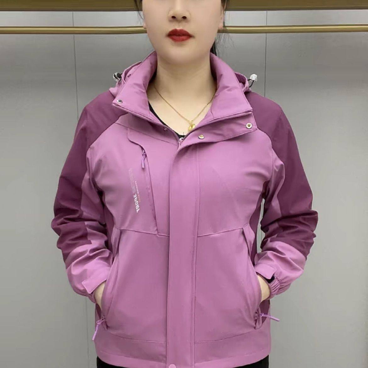 春秋新款冲锋衣女款韩版单层透气防风防雨户外加肥加大夹克外套薄