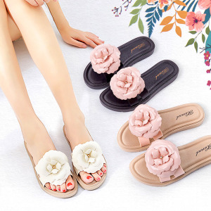 沙滩山茶花凉拖鞋