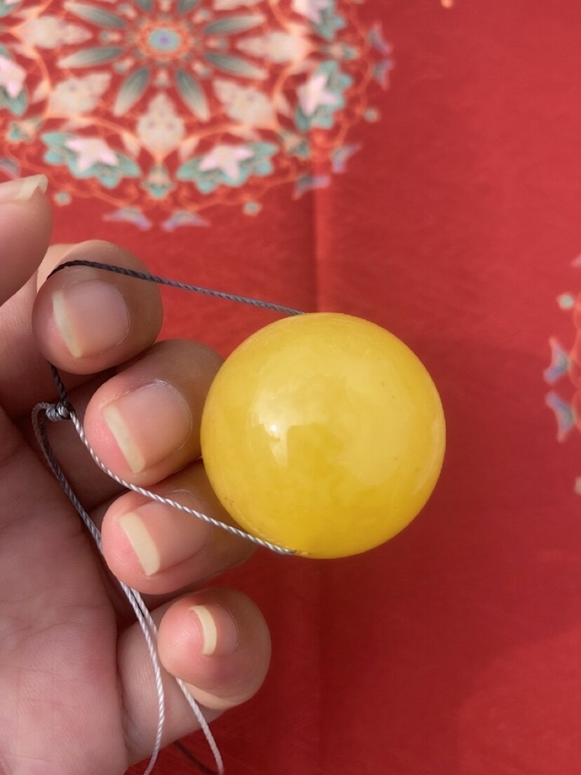 32mm蜜蜡大珠子 俄料 微瑕 天然蜜蜡鸡油黄圆珠 单珠项链编绳
