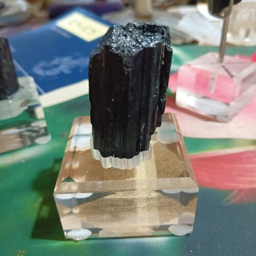 天然黑碧玺原石摆件招财小办公室少口舌斗肖小镇宅客厅玄关配底座
