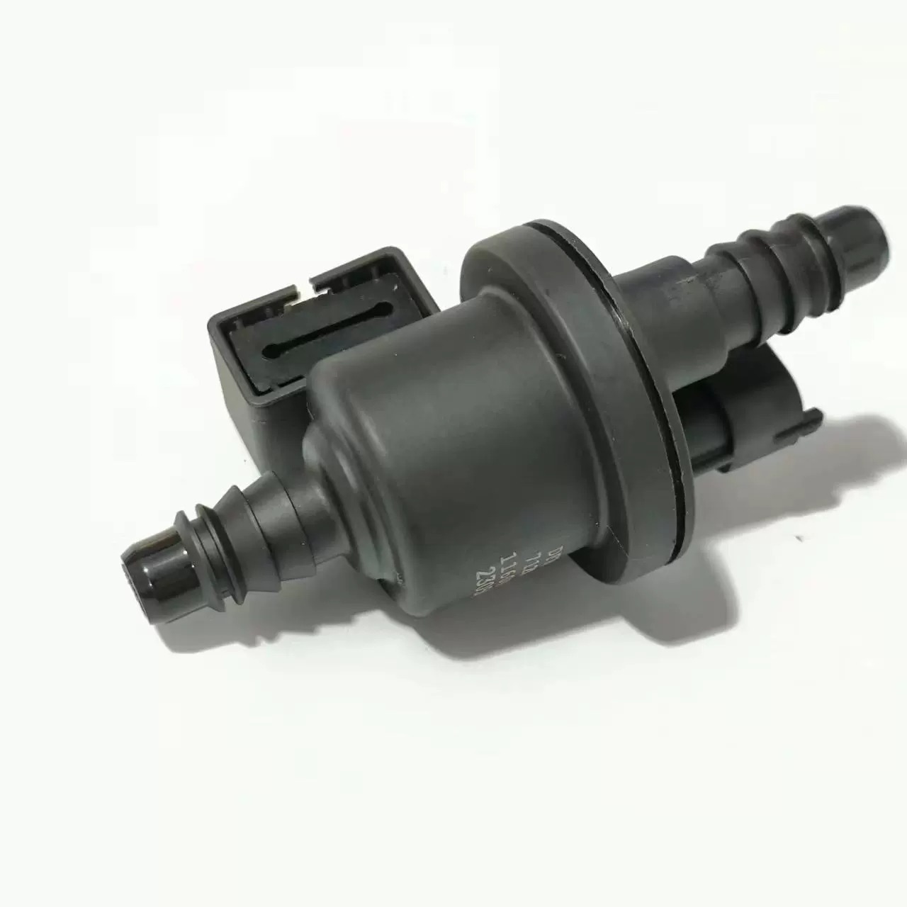 博越1.8T国六发动机碳罐电磁阀