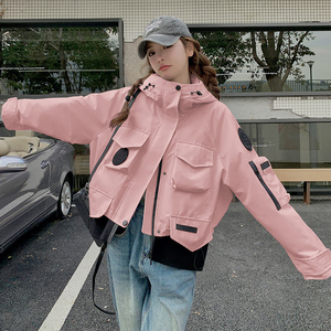 白色高级感连帽工装冲锋衣短外套女2025春秋新款气质百搭甜酷夹克图片