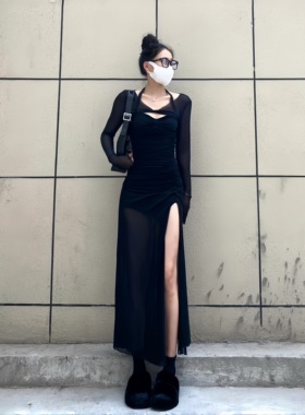 INSTUNNING御姐黑色挂脖网纱连衣裙女2025新款修身显瘦开衩长裙子