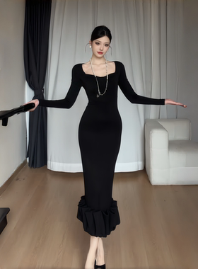 instunning法式气质赫本风方领包臀裙女秋冬修身黑色长袖连衣裙子