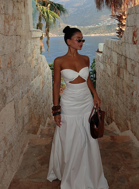 instunning海岛度假风白色抹胸连衣裙女夏季新款高级感辣妹气质裙