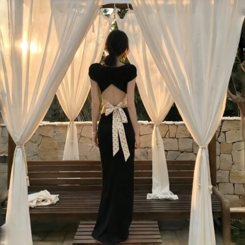 露背波点绑带收腰短袖半身裙套装