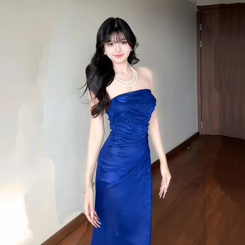 蓝色闪闪轻奢抹胸礼服裙女