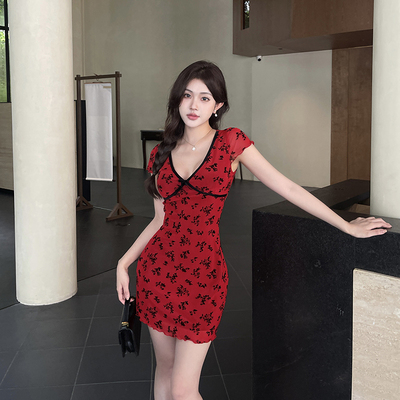 复古深v领红色连衣裙女