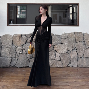 INSTUNNING 连衣裙女高级感收腰性感开叉长裙子 御姐风黑色深V长袖