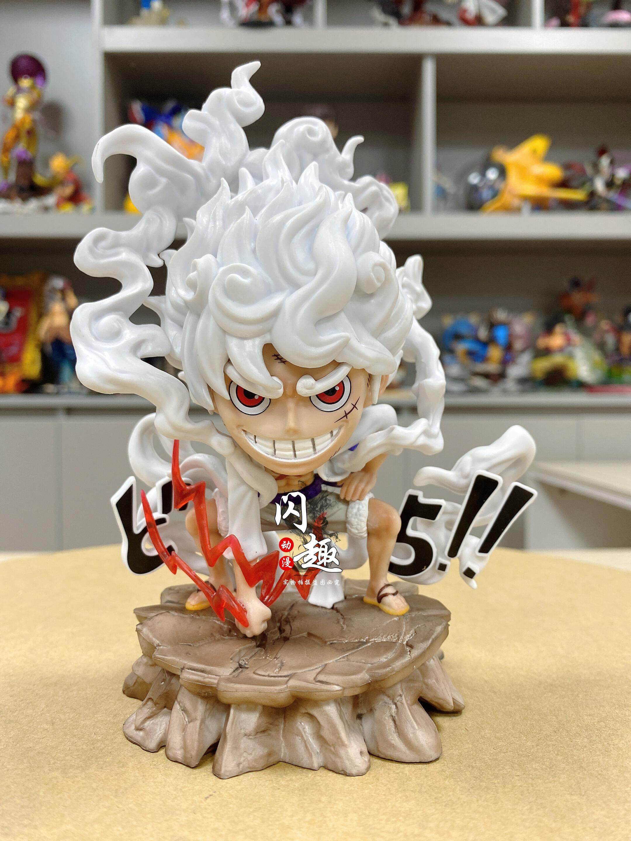 草帽团LuckyDog 二档形态太阳神尼卡路飞五档蹲姿动漫手办模型