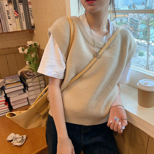 2026春秋款韩版百搭学生日系叠穿宽松短款针织马甲女毛衣背心外搭