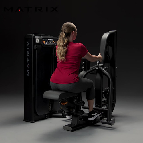 乔山商用Ultra坐姿划船训练器