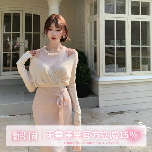 显瘦长裙套装 甜水仙 弹力针织连衣裙修身 设计感V领罩衫 见习穗子