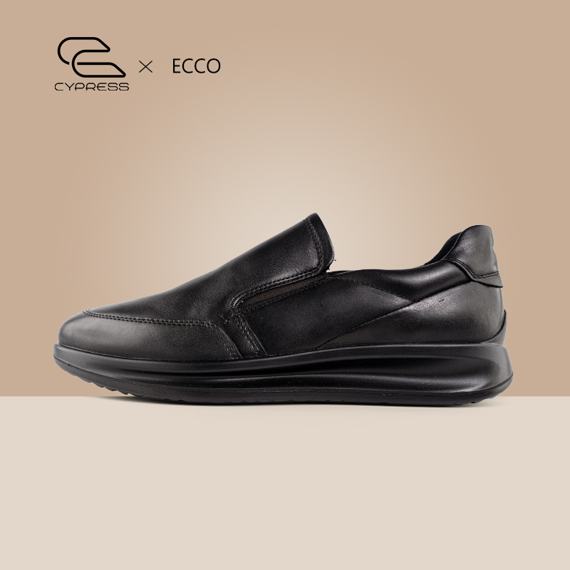 ecco真皮百搭休闲风雅仕低帮鞋