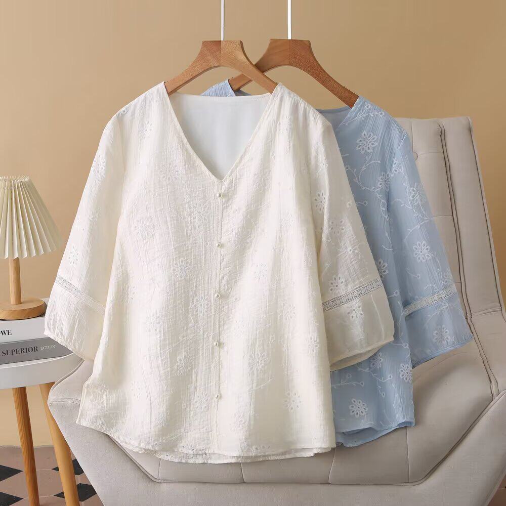大码胖mm文艺显瘦减龄刺绣五分袖衬衫女夏季新款百搭宽松小衫2512
