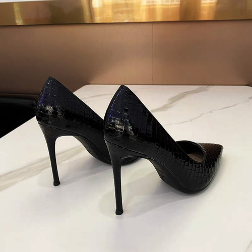 御姐风咖色鳄鱼纹尖头高跟鞋女20