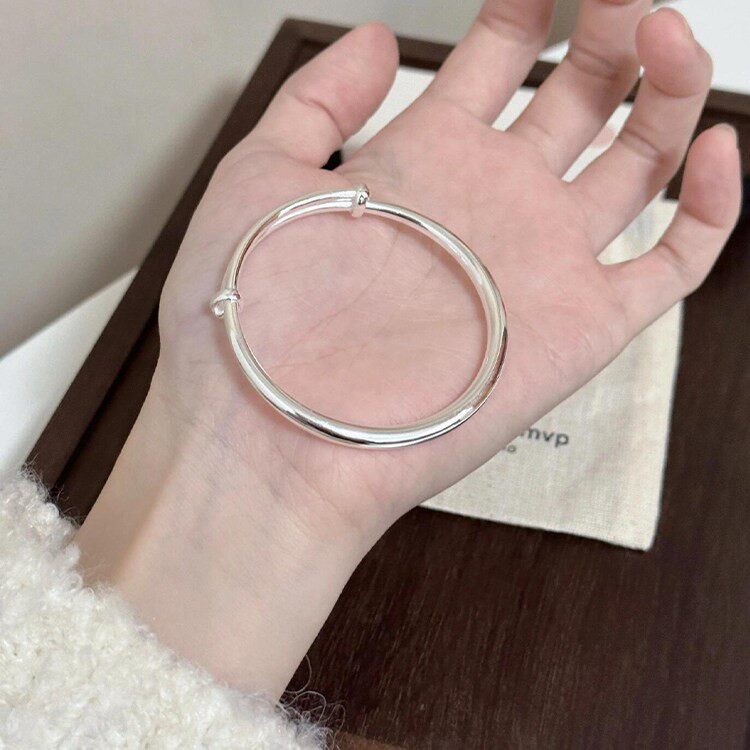 正品光面素圈9999银手镯女纯银实心简约足银镯子送女朋友生日礼物