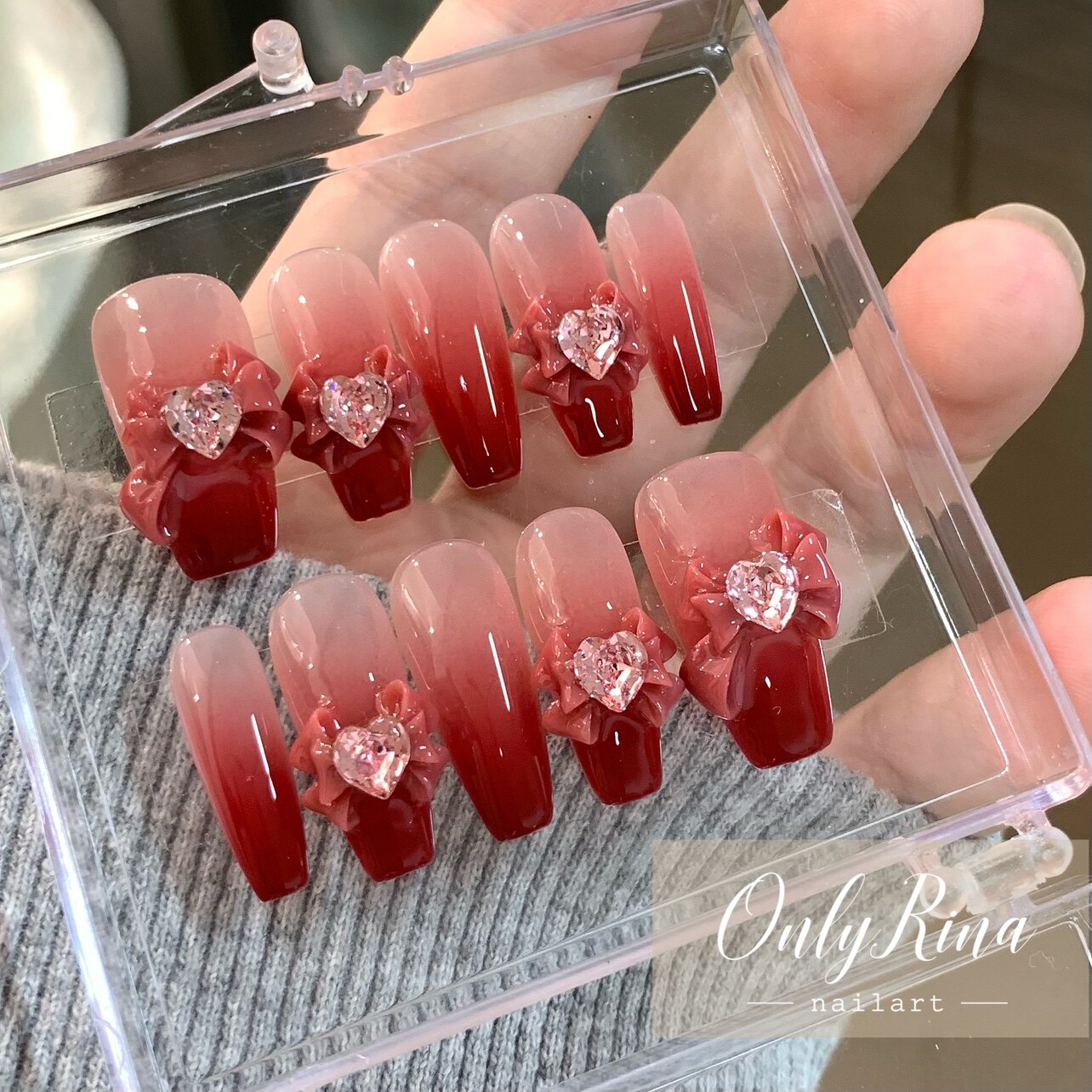 rina莉奈/施华洛 显白龙心蝴蝶结定制手工美甲新年红色渐变穿戴甲