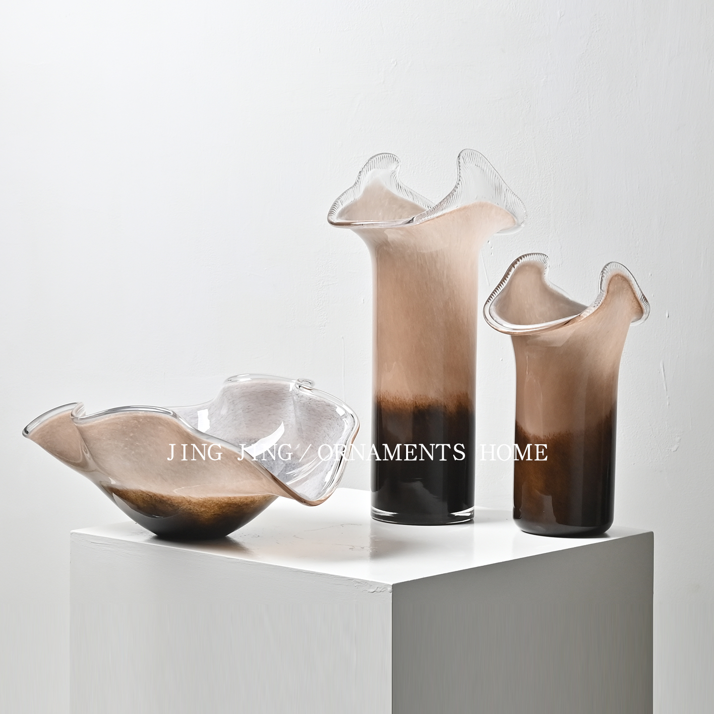 新品现代深棕拼色圆柱形花瓶样板间家具搭配高级感花瓶餐桌大果盘