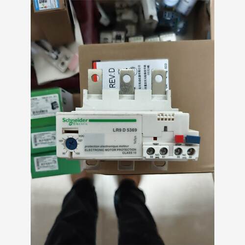 LR9D5369热过载继电器，全新没包装，便宜处理，有，议价商品